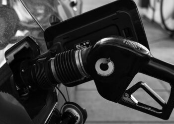 Florida Gas Prices Drop Ahead of July 4 Weekend