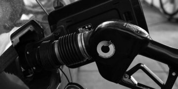 Florida Gas Prices Drop Ahead of July 4 Weekend