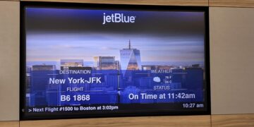 JetBlue Dropping Daytona Service After Less Than 1 Year